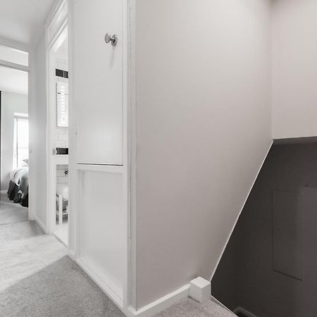 شقة Second Nest Nine Elms لندن المظهر الخارجي الصورة